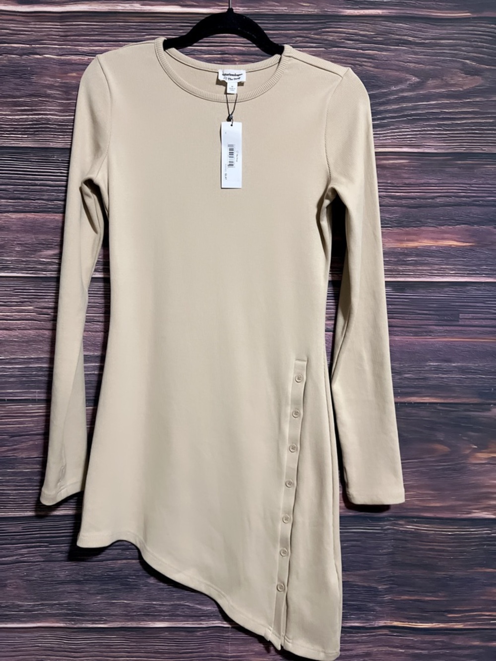 Asymmetrical Beige Long-Sleeve Knit Dress with Side Button Detail - Picture 4 of 16